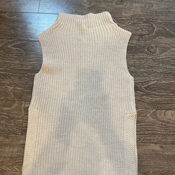 Wilfred Sweater - Picture 1 of 2